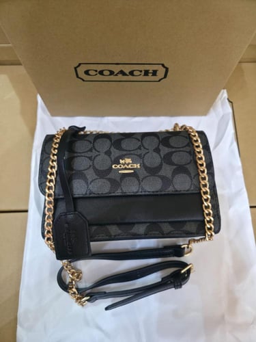 شنطة كوتش مع كافة الملحقات