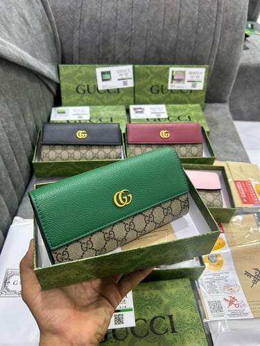 شنطة قوتشي مميزه والأكثر طلبآ