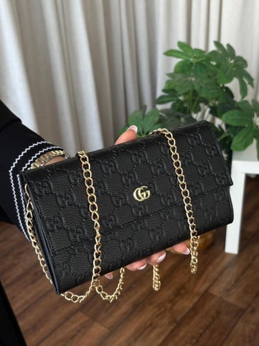 شنطة قوتشي حجمين مع كافة الملحقات