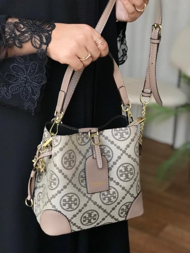 شنطة توري بورش