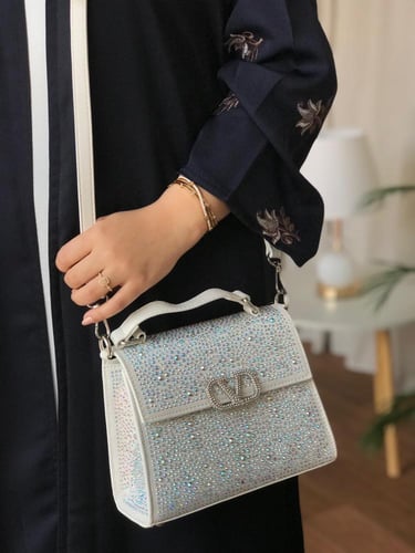 شنطة فالنتينو