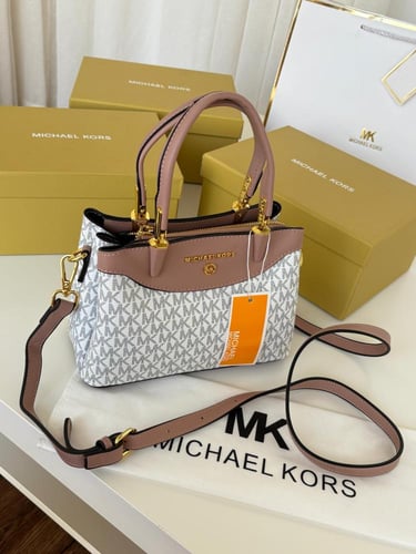 شنطة مايكل كورس