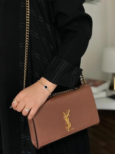 شنطة سان لوران