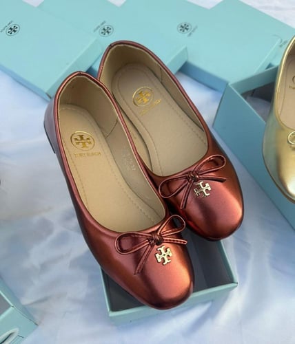 شوز توري بورش