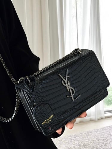 شنطة سان لوران