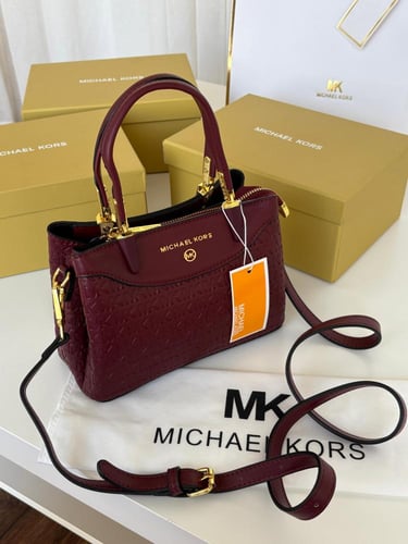 شنطة مايكل كورس