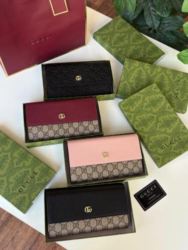 شنطة قوتشي حجمين مع كافة الملحقات