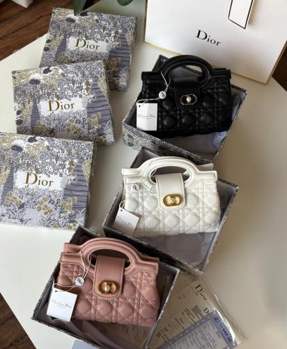 Dior bag, generous gift, 3 colors, size 18 cm