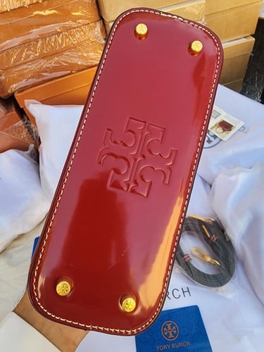 شنطة توري بورش