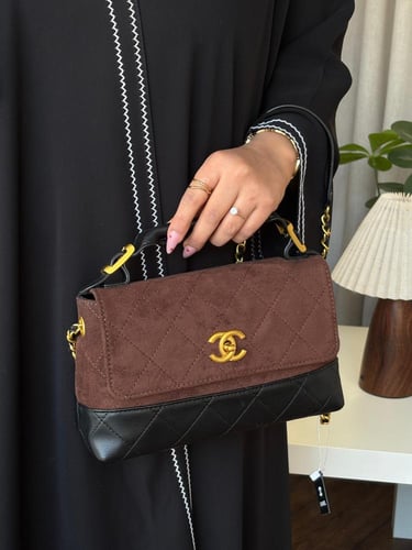 شنطة شانيل مخمل و جلد