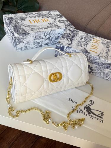 شنطة ديور مع كافة الملحقات