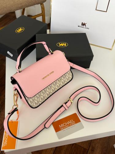 شنطة مايكل كورس