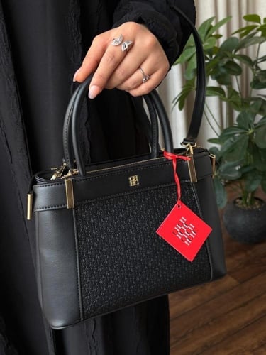 شنطة سي اتش