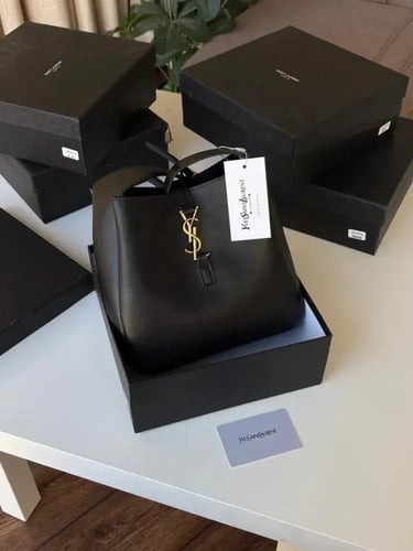 شنطة سان لوران