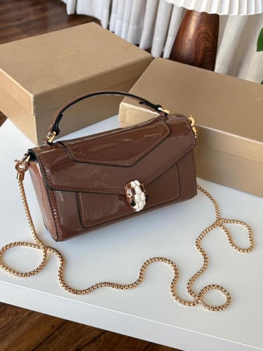 شنطة بولغاري