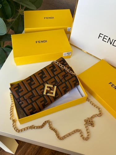 شنطة فندي ميني