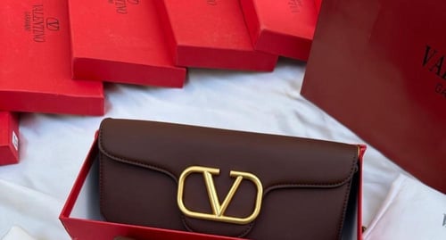 شنطة فالنتينو