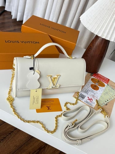 شنطة لويس فيتون