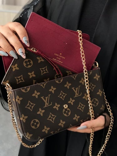 شنطة لويس فيتون مع كافة الملحقات