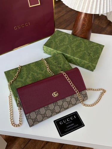 شنطة قوتشي حجمين مع كافة الملحقات