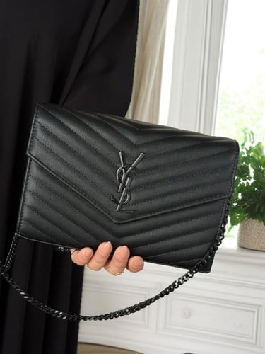 شنطة سان لوران