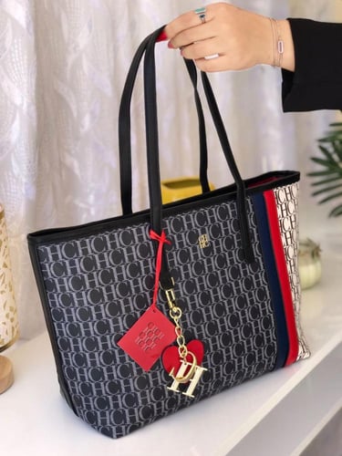 شنطة سي اتش جامعي