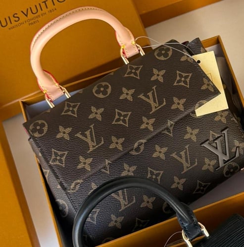 شنطة لويس فيتون كلوني بي بي