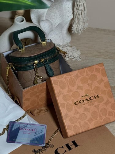 شنطة كوتش حجم ميني