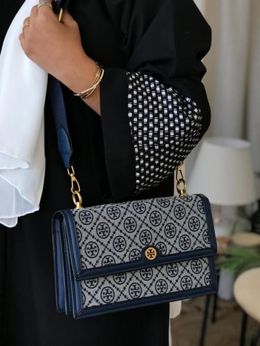 شنطة توري بورش