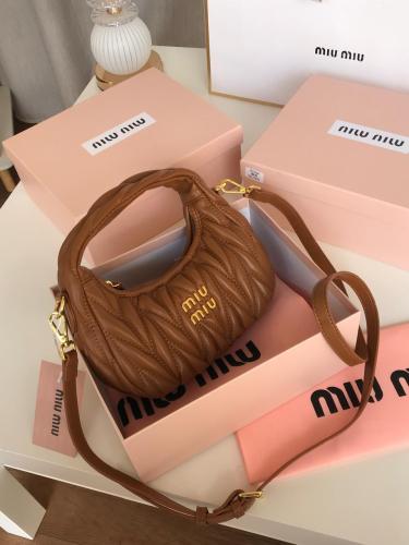 Miu Miu 6 colors size 18 cm