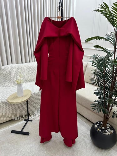 فستان العيد احمر