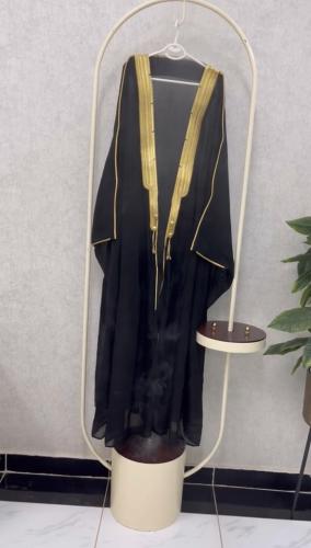 معلاق مع مبخره