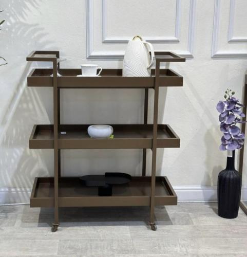 عربة تقديم لون بني