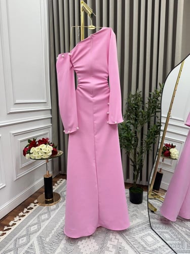 فستان مشاعل