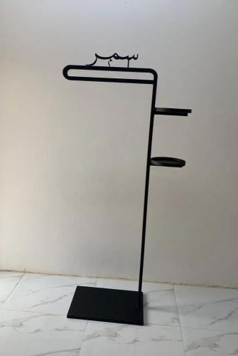 ستاند تعليق | الاسم حسب الطلب