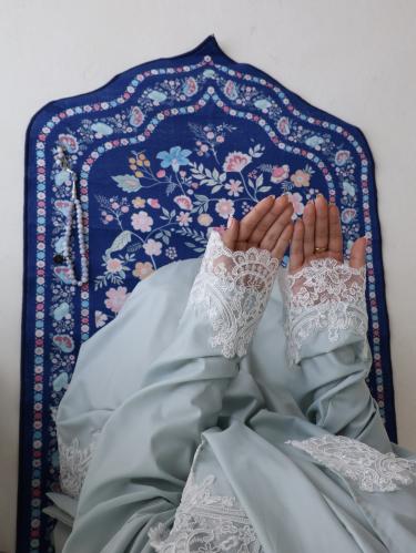 طقم صلاة فاخر – شرشف دانتيل