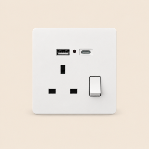 13 Ampere fuse + C + USB white