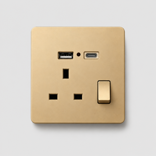 13 Ampere fuse + C + USB gold