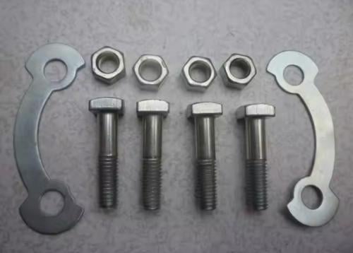 مسامير هوب خلفي سزوكي Ax100