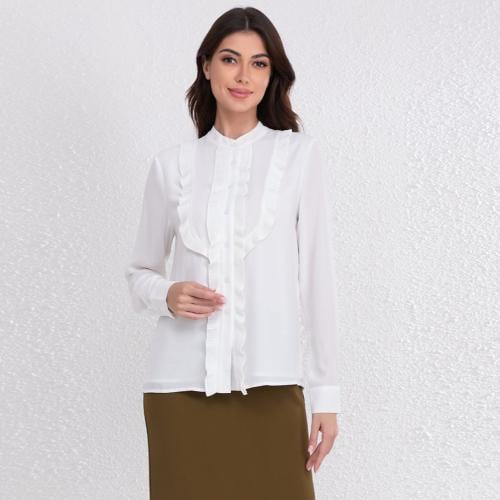 بلوزة أنيقة بأكمام طويلة