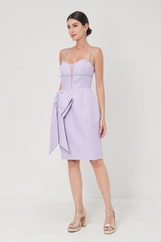 فستان بربطة جانبية