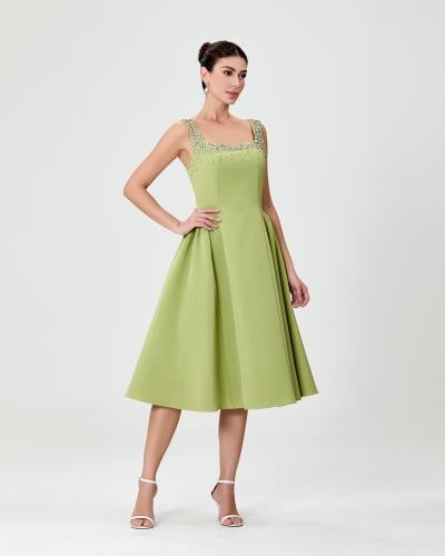 فستان بكريستال مميز