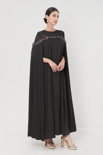 قفطان بشريط مميز