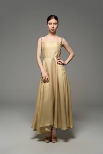 فستان أنيق طويل