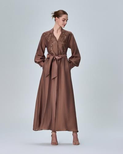 فستان بحزام على الخصر