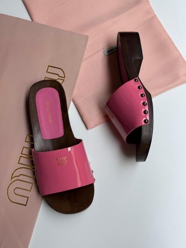 Patent leather clogs