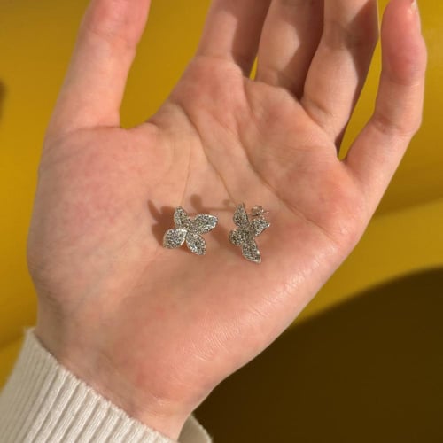 حلق نسائي وردة الباسكال فضة عيار 925