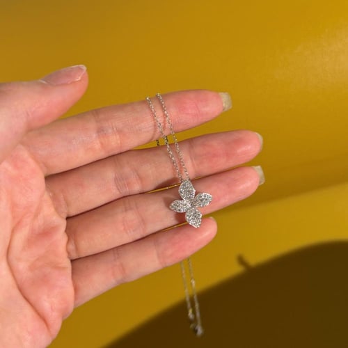 سلسال نسائي وردة الباسكال فضة عيار 925