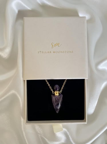 قلادة حجر الجمشت(amethyst)