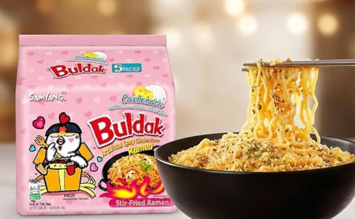 ساميانج بولداك كاربونارا نودلز رامن بنكهة الدجاج و...